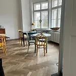 Gutshaus Herrmannsdorf Εξοχικό σπίτι *