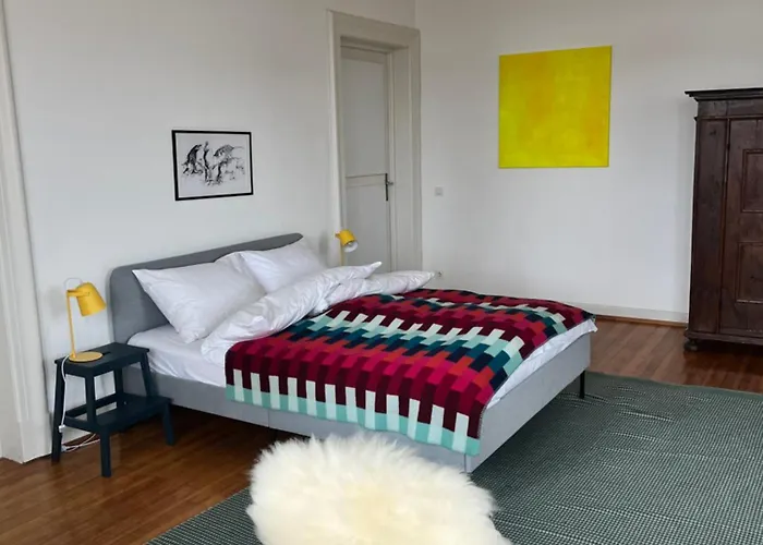 Gutshaus Herrmannsdorf 컨트리하우스 글론